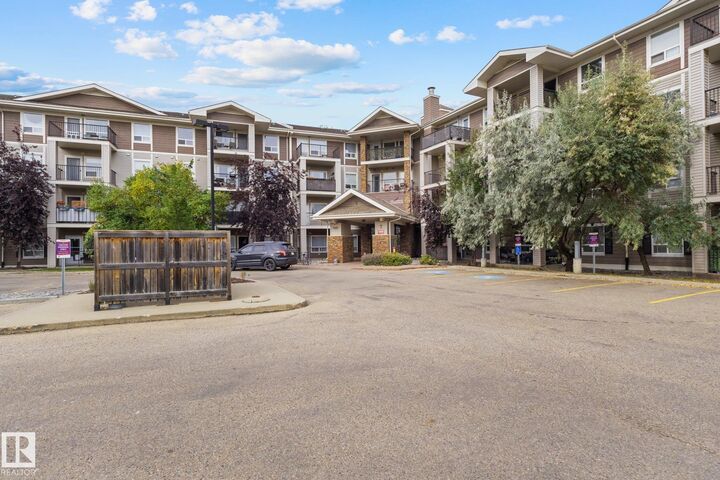 Property Photo:  7327 South Terwillegar Drive NW 7210  AB T6R 0L8 