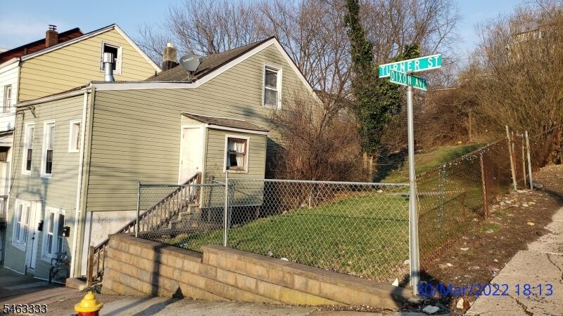 Property Photo:  121 Turner St 123  NJ 07501 