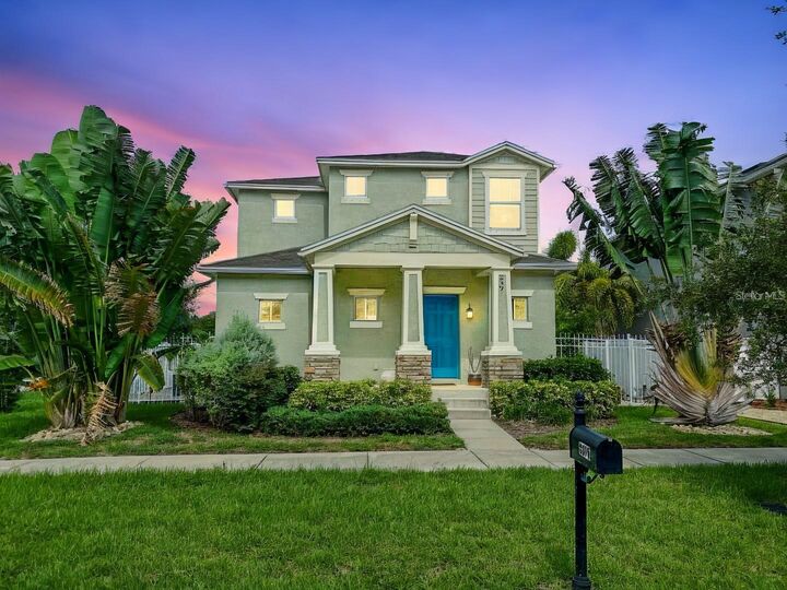 Property Photo:  809 N Oregon Avenue  FL 33606 