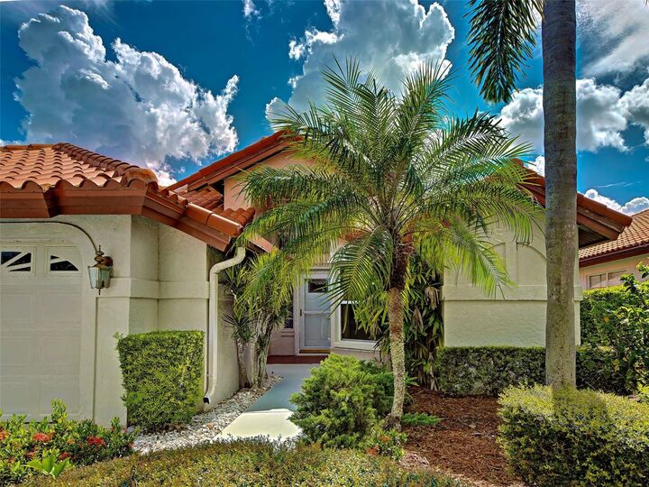Property Photo:  1176 Harbor Town Way  FL 34292 