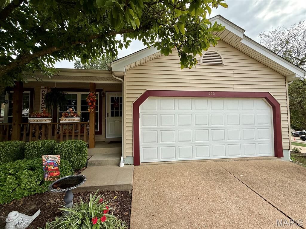 Property Photo:  550 Spring Glen Drive  MO 63021 