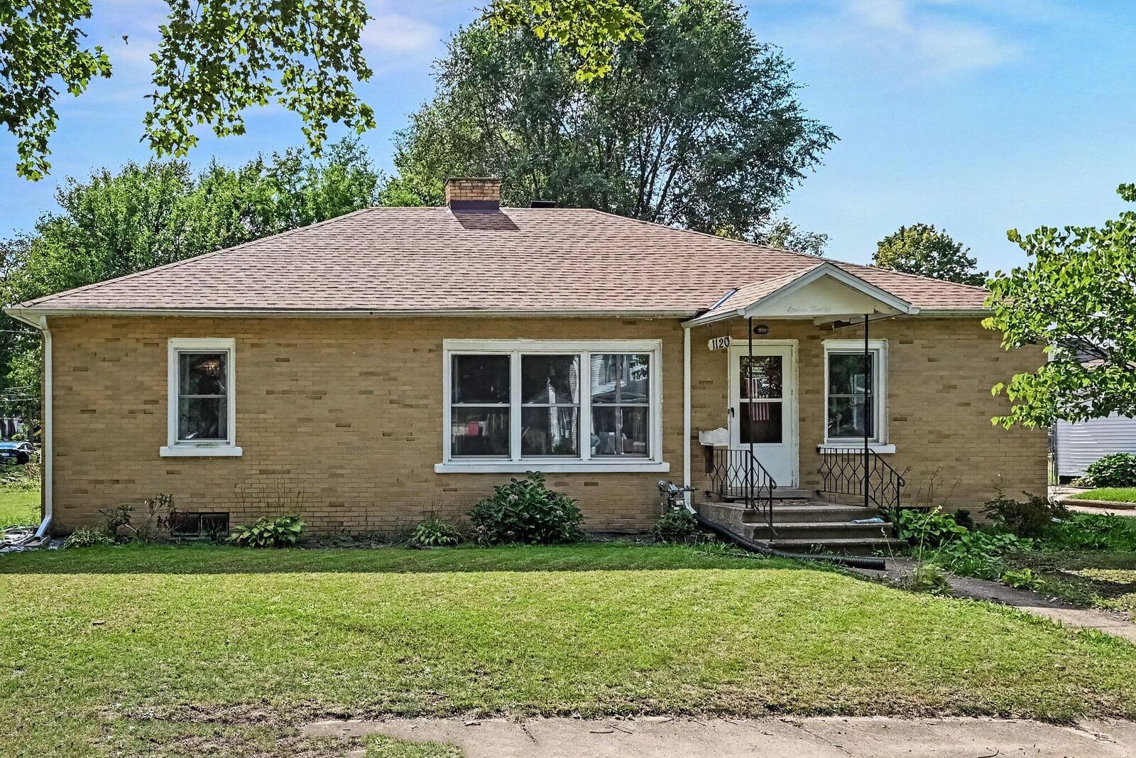 Property Photo:  1120 Cedar Street  MI 49120 