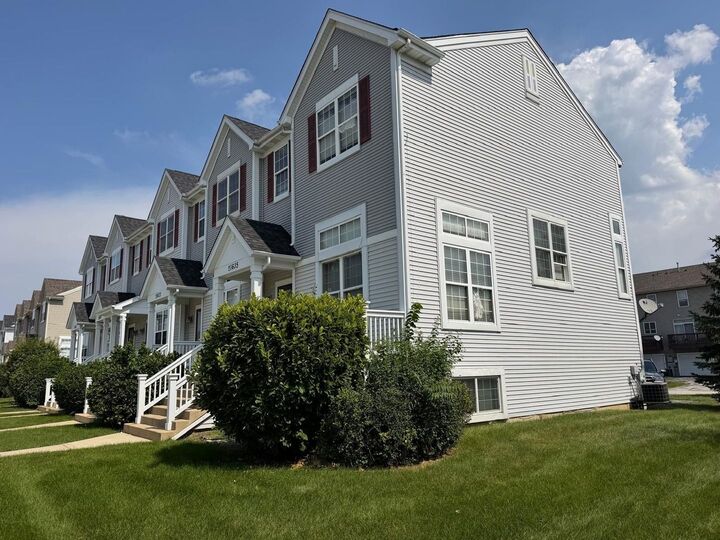 Property Photo: 21635 Dogwood Road 1165 IL 60443