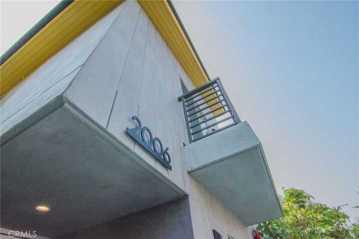 Property Photo: 2006 S Corning Street 3 CA 90034