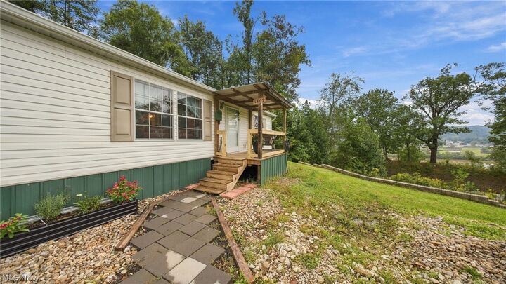 Property Photo:  1865 S Pleasants Highway  WV 26170 