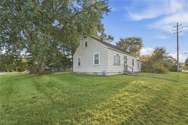Property Photo: 345 E Simpson Street OH 44601
