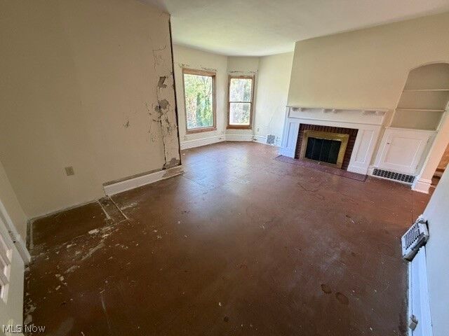 Property Photo:  383 W Lorain Street  OH 44074 