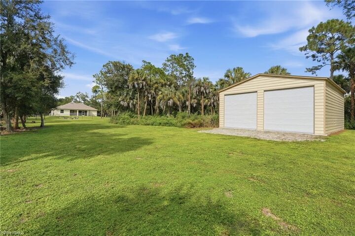 Property Photo: 1264 14th Ave NE FL 34120