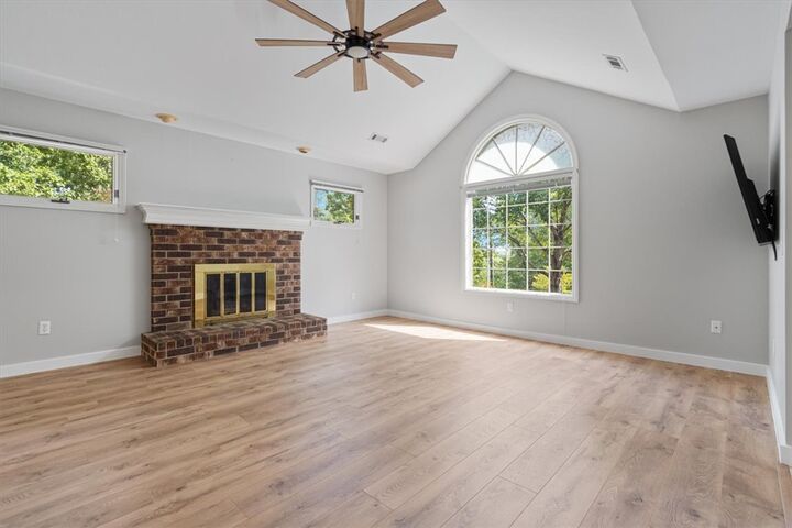 Property Photo:  36 Eaton Circle  AR 72715 