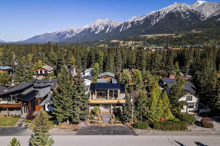 Photo de la propriété: 914 15th Street AB T1W 2X3