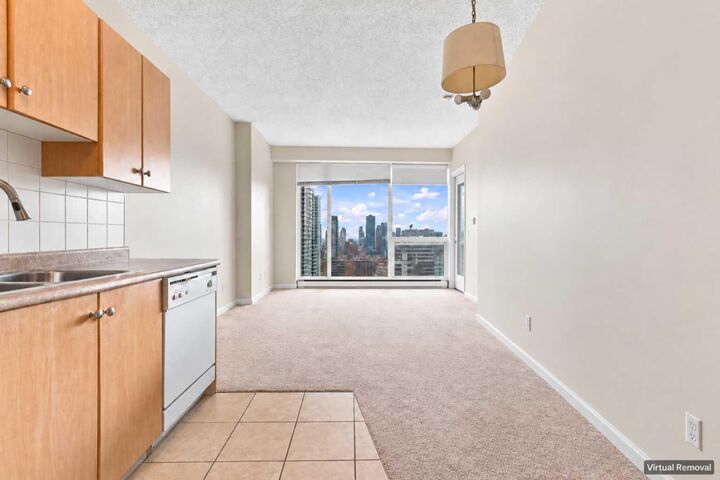 Property Photo:  1053 10 Street SW 2014  AB T2R 1S6 