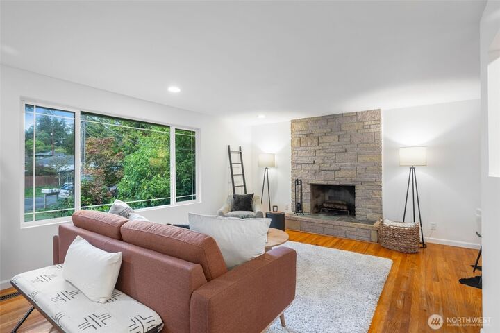 Property Photo:  17716  Densmore Avenue N  WA 98133 