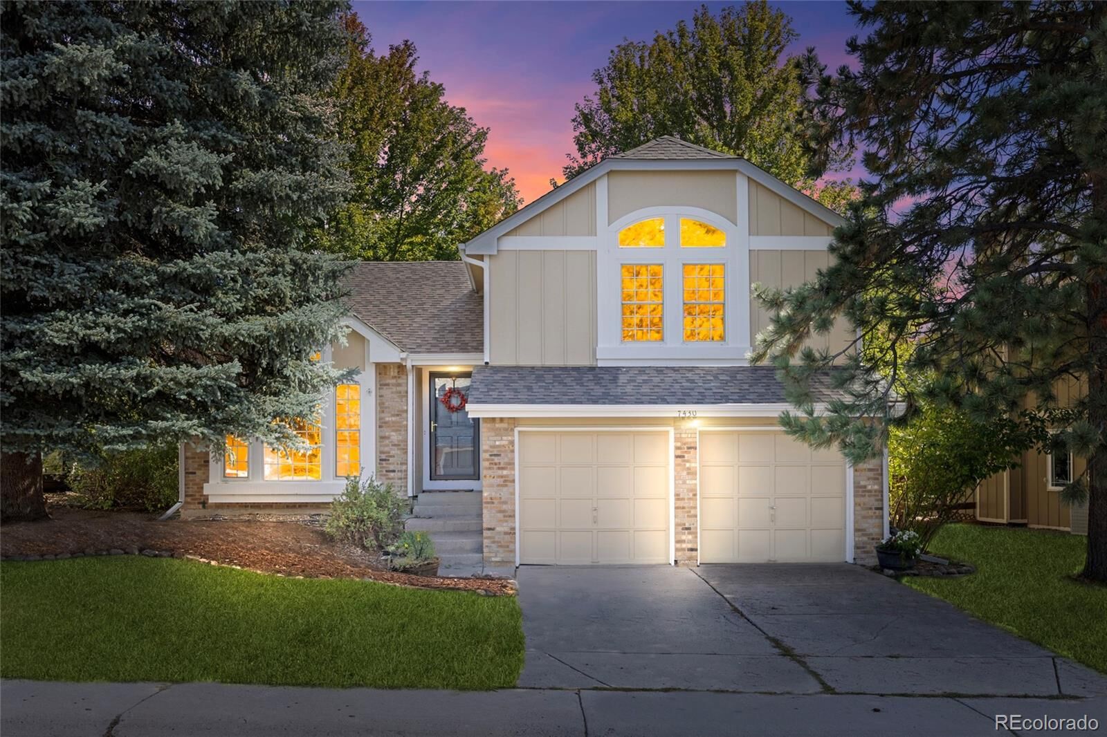 Property Photo: 7430 Shoreham Place CO 80108
