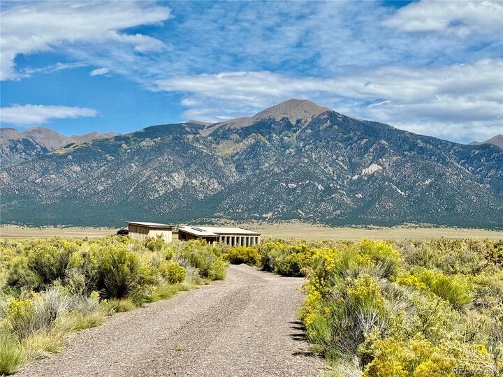 Property Photo:  18076 County Road 65  CO 81143 