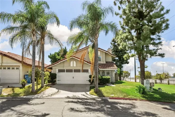 Property Photo:  2883 Hollow Glen Circle  CA 92376 