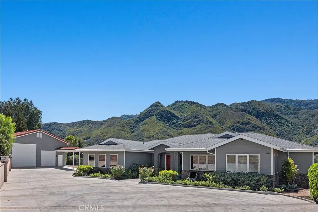 Property Photo: 29438 Mulholland Highway CA 91301