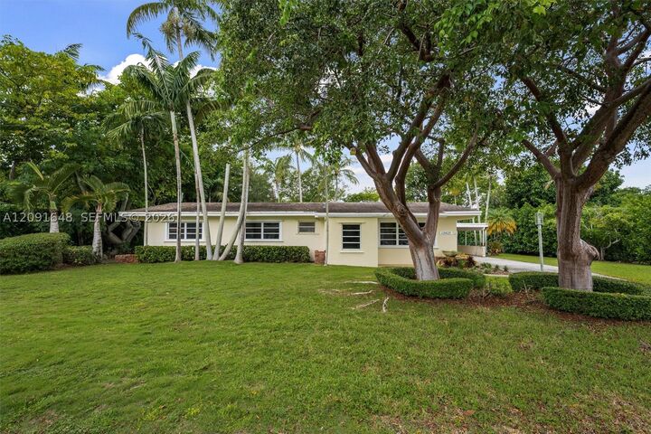 Property Photo:  13820 SW 74th Ct  FL 33158 
