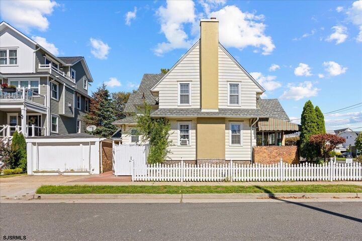 Property Photo:  7207 Ventnor Ave  NJ 08406 