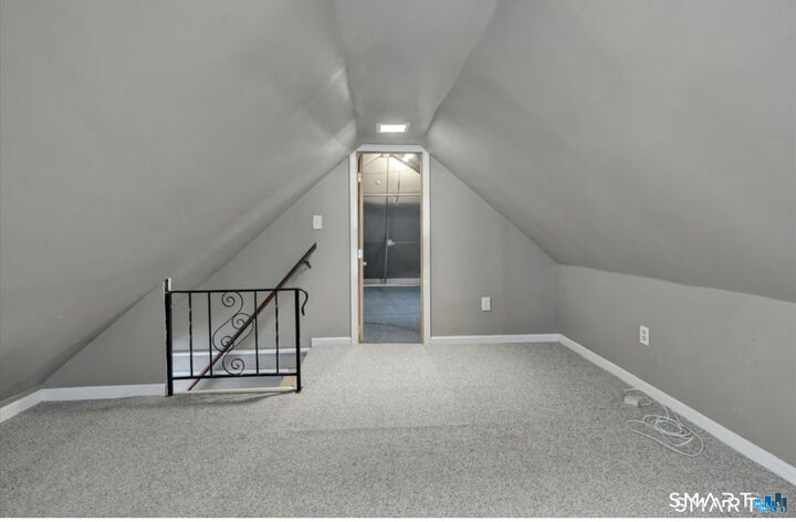 Property Photo:  74 New Street 2  CT 06484 