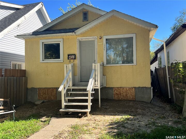 Property Photo:  1227 Wascana Street  SK S4T 4J2 
