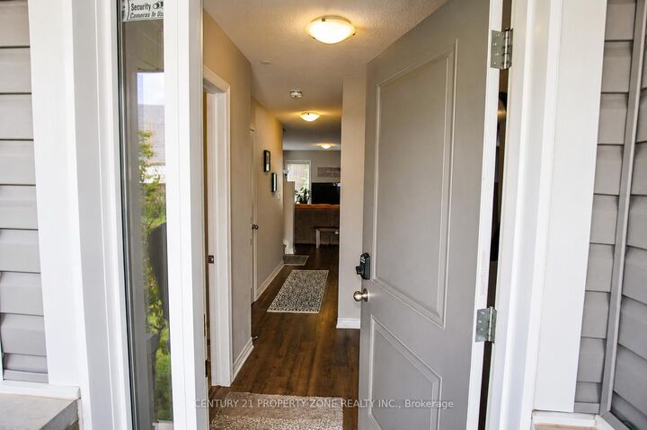 Property Photo:  60 Canterbury Drive 12  ON L2P 0E7 