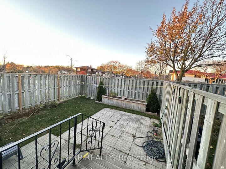 Property Photo:  265 Williamsburg Road 31  ON N2E 3H1 