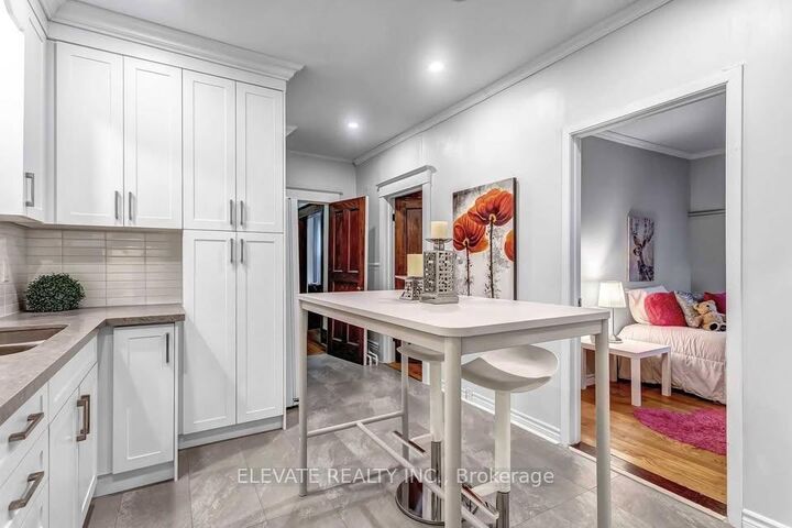 Property Photo:  25 Temple Avenue  ON M6K 1C7 