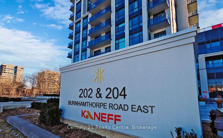 Property Photo:  202 Burnhamthorpe Road 1606  ON L5A 0B2 