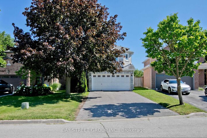 Property Photo:  22 Taos Court  ON L4C 0G5 