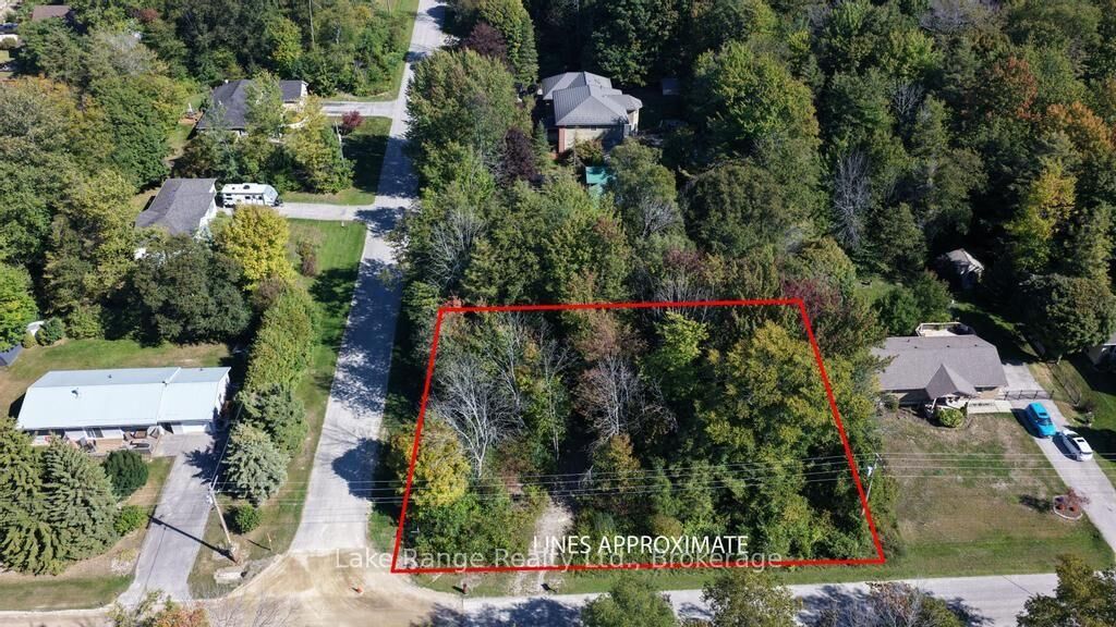 Property Photo:  611 Tuscarora Road  ON N0G 2R0 