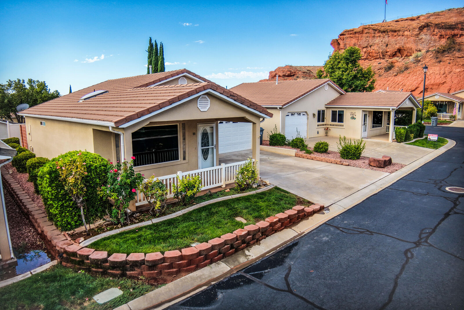 Property Photo:  1050 Red Hills Parkway 88  UT 84780 