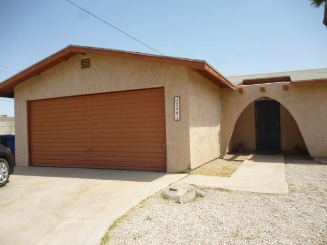 Property Photo: 2505 W 21 Place AZ 85364