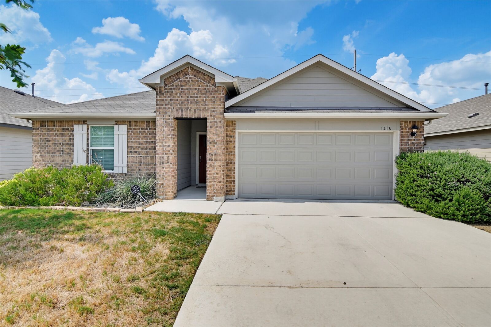 Property Photo:  1416 Parkwood  TX 78155 