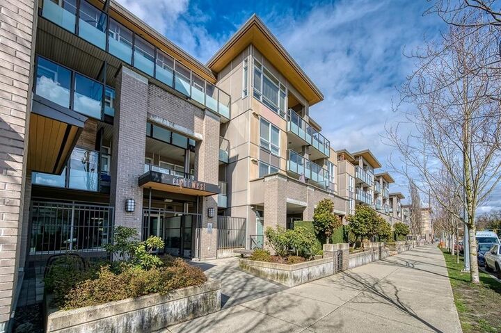 Photo de la propriété:  85 Eighth Avenue 319  BC V3L 0E9 