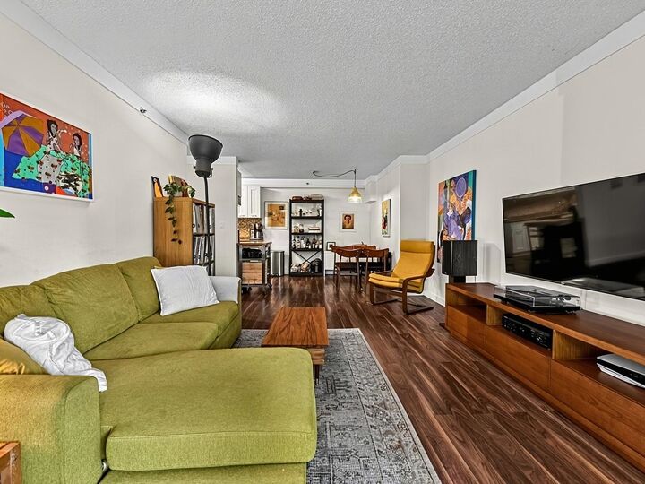 Property Photo:  825 E 7th Avenue 205  BC V5T 1P4 