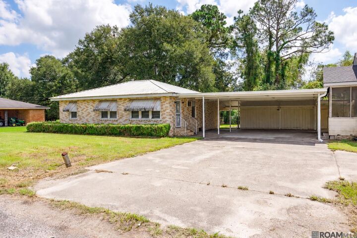 Property Photo:  7112 Hwy 1  LA 70341 