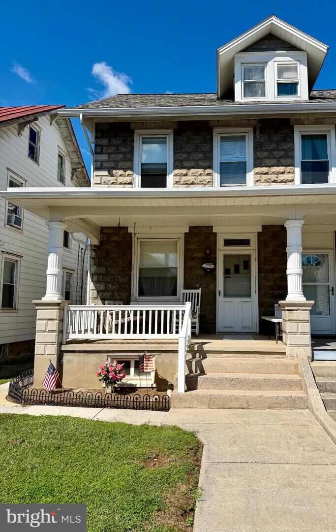 Property Photo:  67 W Granada Avenue  PA 17033 