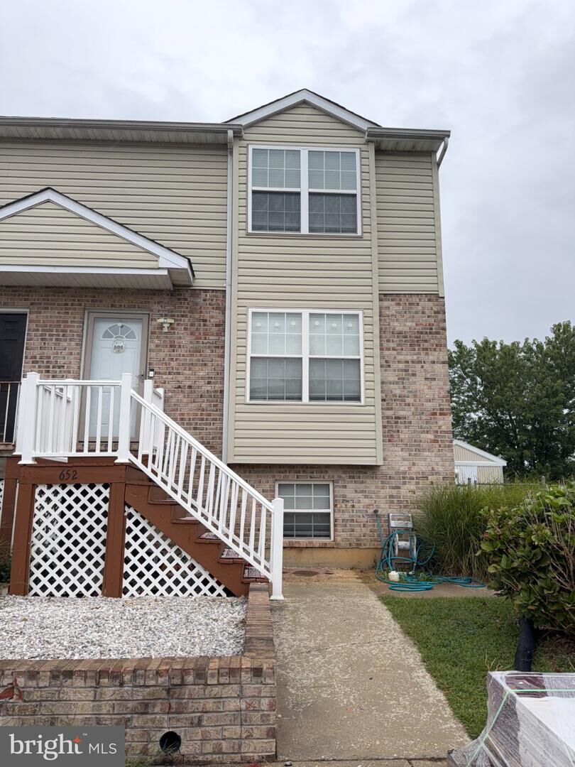 Property Photo:  652 Widener Lane  DE 19977 