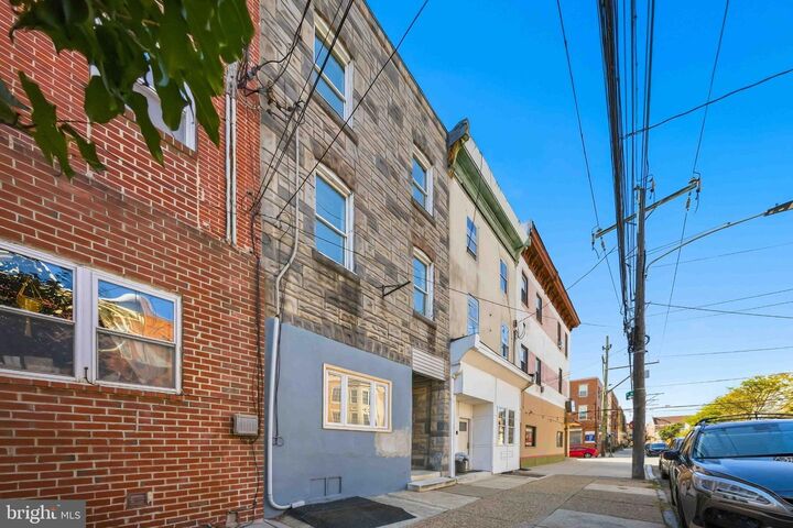 Property Photo:  740 Christian Street 2nd Front  PA 19147 