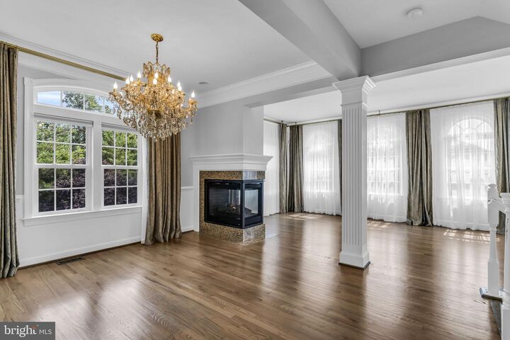 Property Photo:  25241 Beach Place  VA 20152 