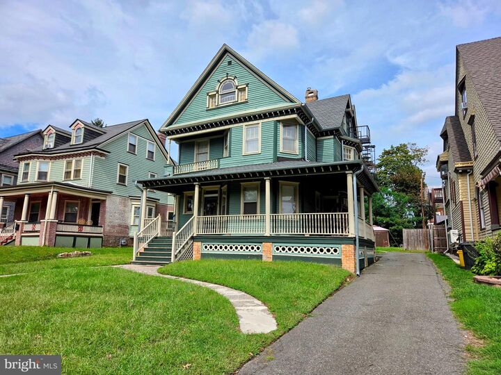 Property Photo:  912 Riverside Avenue 1  NJ 08618 