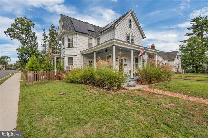 Property Photo:  301 Farragut Avenue  NJ 08330 