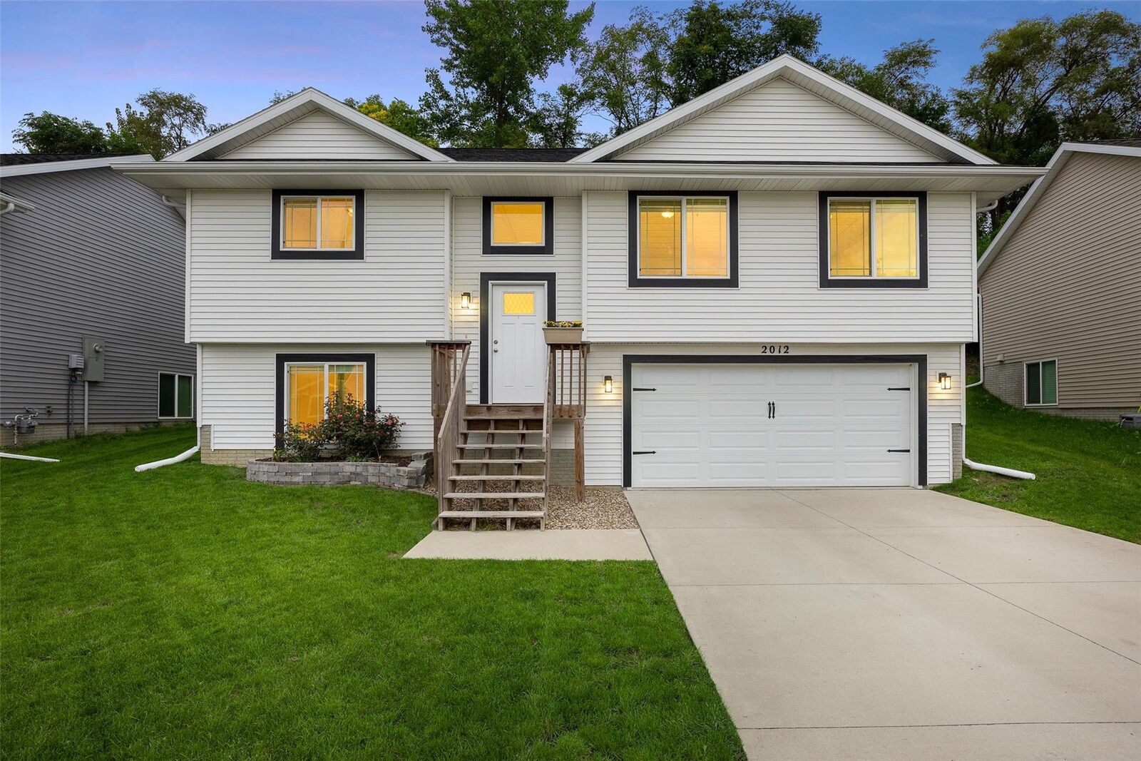 Property Photo: 2012 SW Holly Meadow Avenue IA 52404