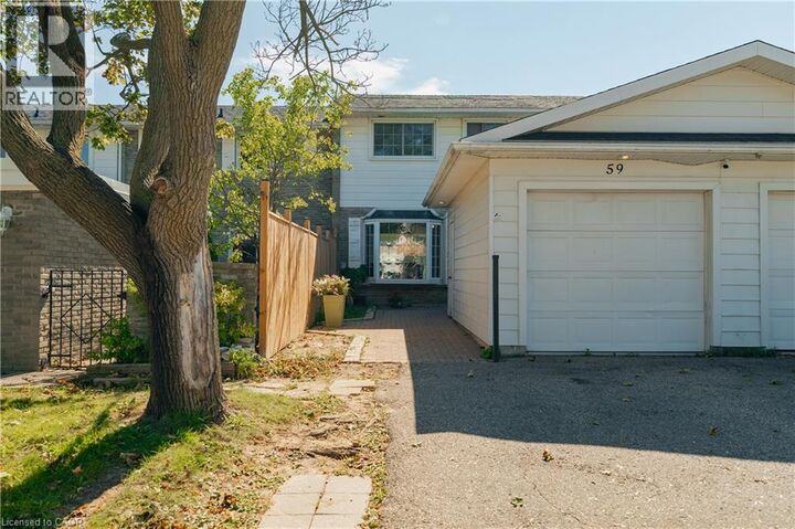 Property Photo:  59 Ralgreen Crescent  ON N2M 1V1 