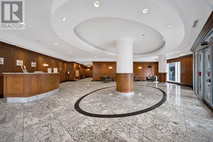 Property Photo:  195 South Besserer Street South 909  ON K1N 0B6 