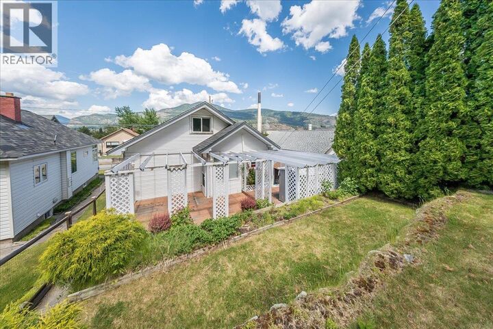 Property Photo:  426 Austad Lane  BC V1R 3K6 