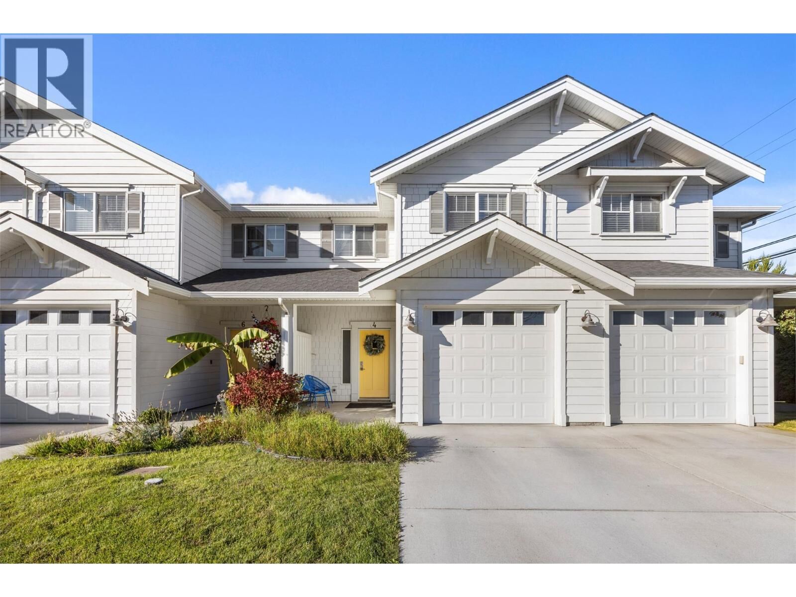 Property Photo:  10724 Bottom Wood Lake Road 4  BC V4V 2T3 
