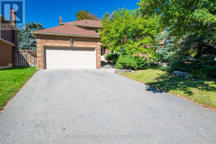 Property Photo:  9 Iris Crescent  ON L6Z 3H8 