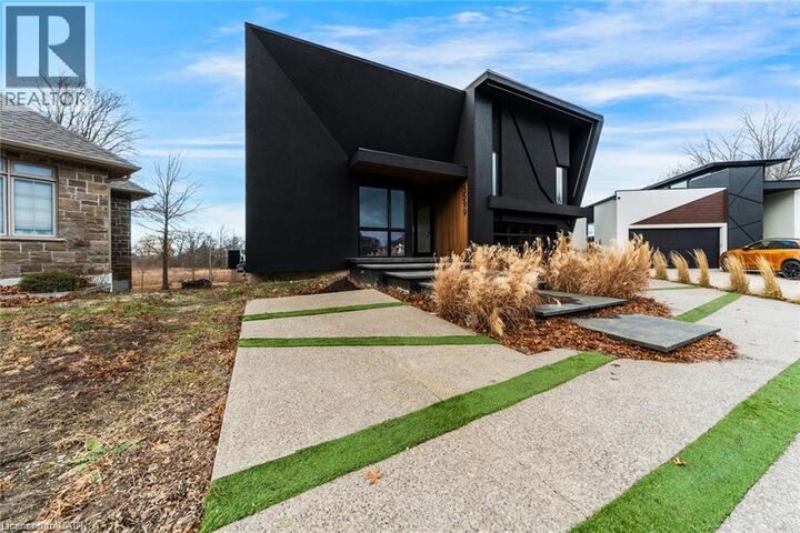 Property Photo:  5599 Osprey Avenue  ON L2H 0M2 