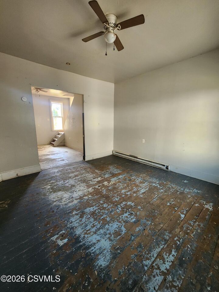 Property Photo:  1013 N Franklin Street  PA 17872 